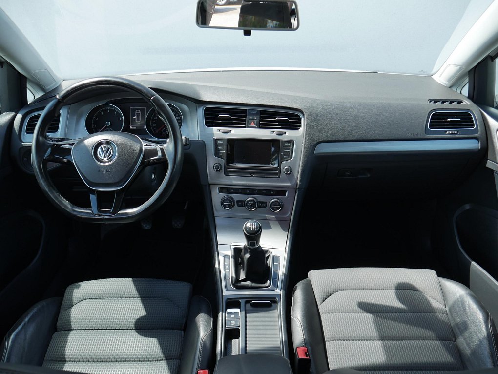 Volkswagen Golf 1.2 TSi 