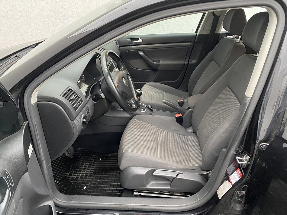 Volkswagen Golf 1.9 TDi 