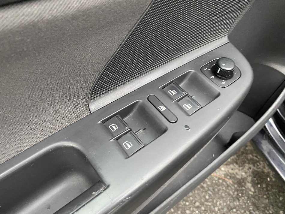 Volkswagen Golf 1.9 TDi 