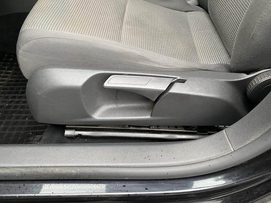 Volkswagen Golf 1.9 TDi 