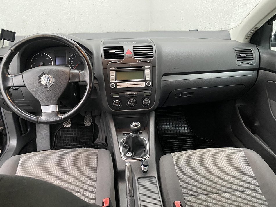 Volkswagen Golf 1.9 TDi 