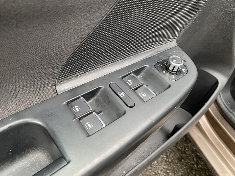 Volkswagen Golf 2.0 TDi Highline