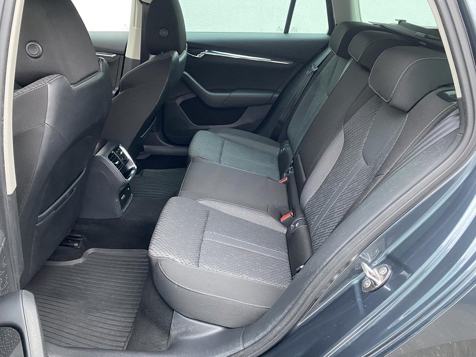 Škoda Octavia IV 2.0TDi Style