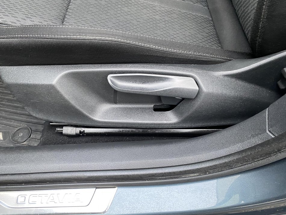 Škoda Octavia IV 2.0TDi Style