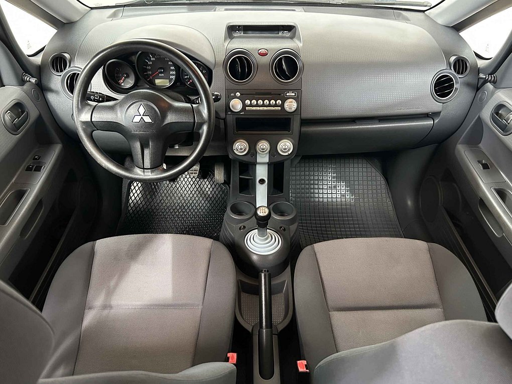 Mitsubishi Colt 1.3i 