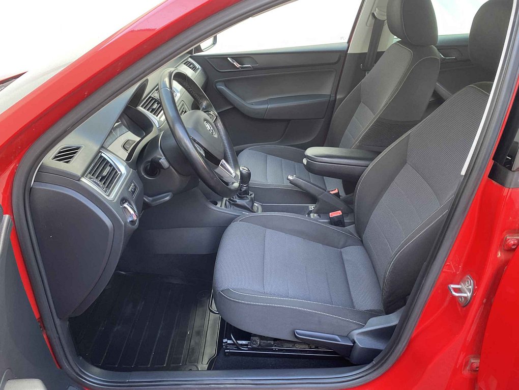 Škoda Rapid 1.6 TDI Elegance