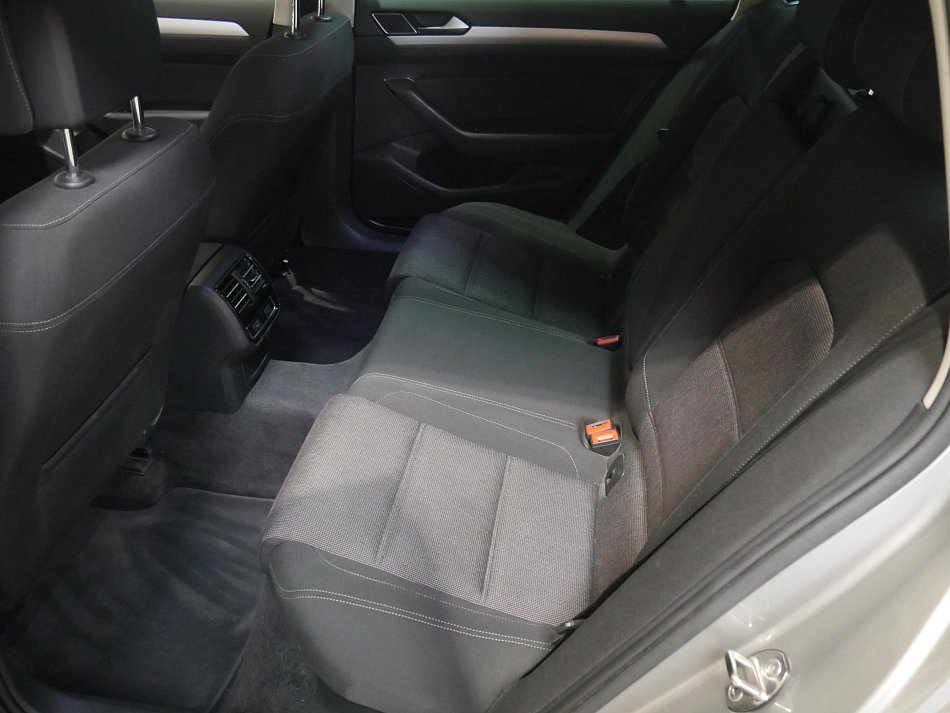 Volkswagen Passat 2.0 TDi Comfortline