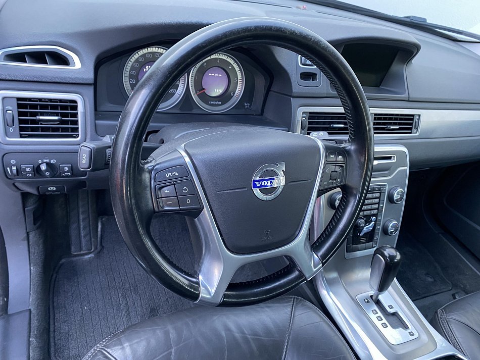 Volvo XC70 2.4 D3  AWD