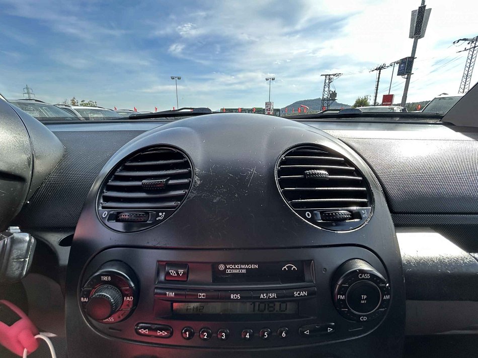 Volkswagen New Beetle 1.8T 