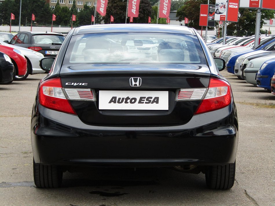 Honda Civic 1.8 i-VTEC 