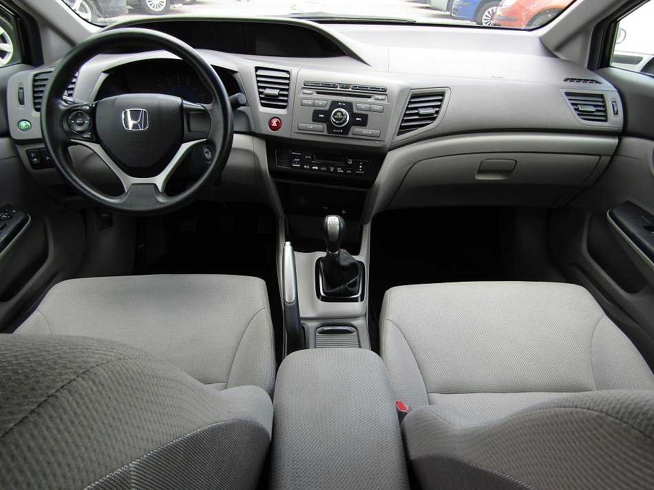 Honda Civic 1.8 i-VTEC 
