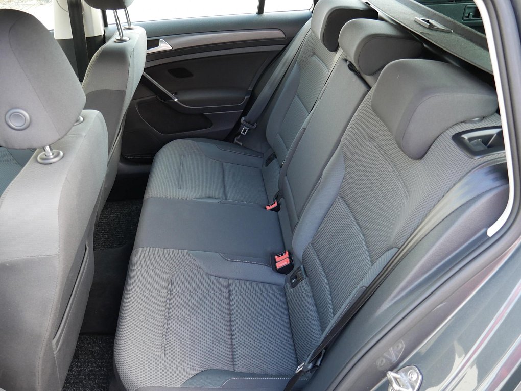 Volkswagen Golf 1.5TSi 