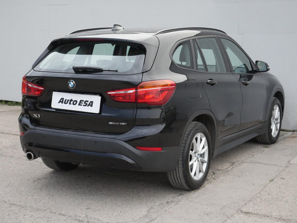 BMW X1 1.5i 