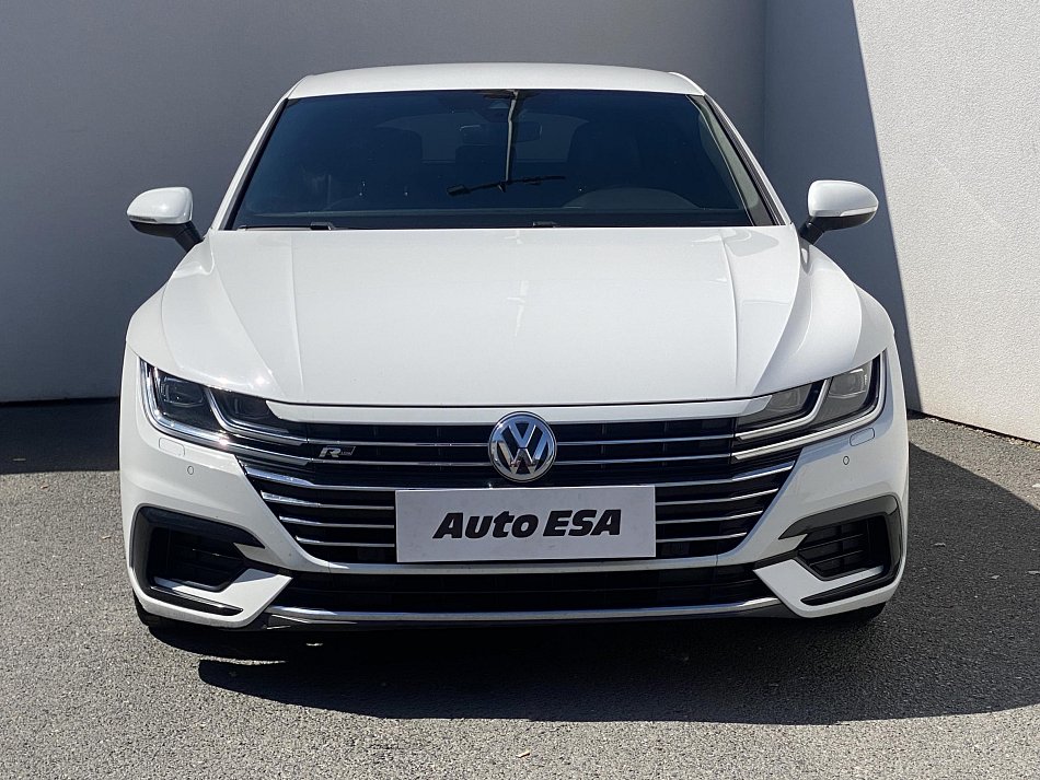 Volkswagen Arteon 2.0 TDi R-Line