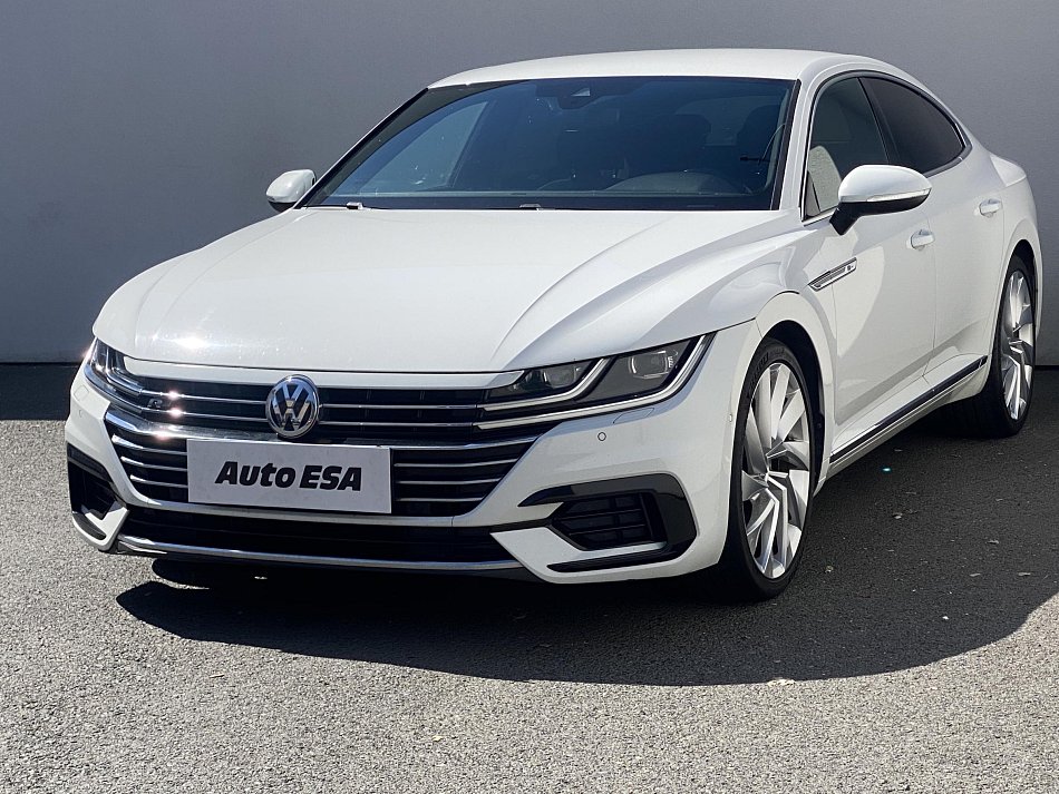 Volkswagen Arteon 2.0 TDi R-Line