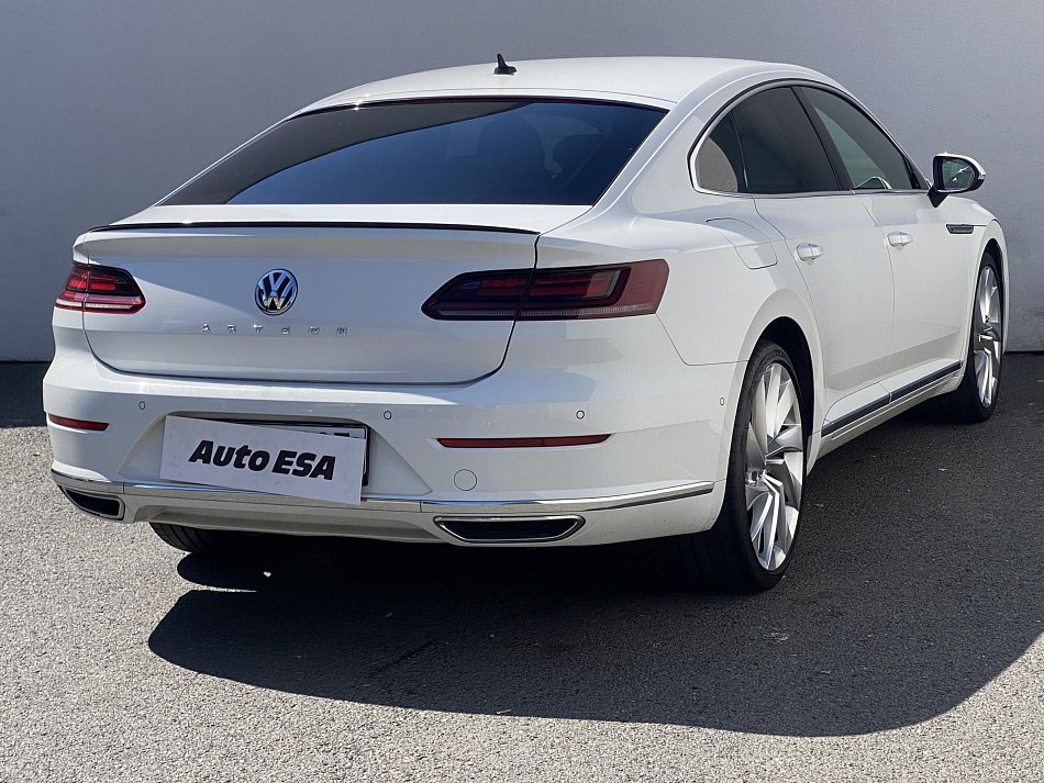 Volkswagen Arteon 2.0 TDi R-Line