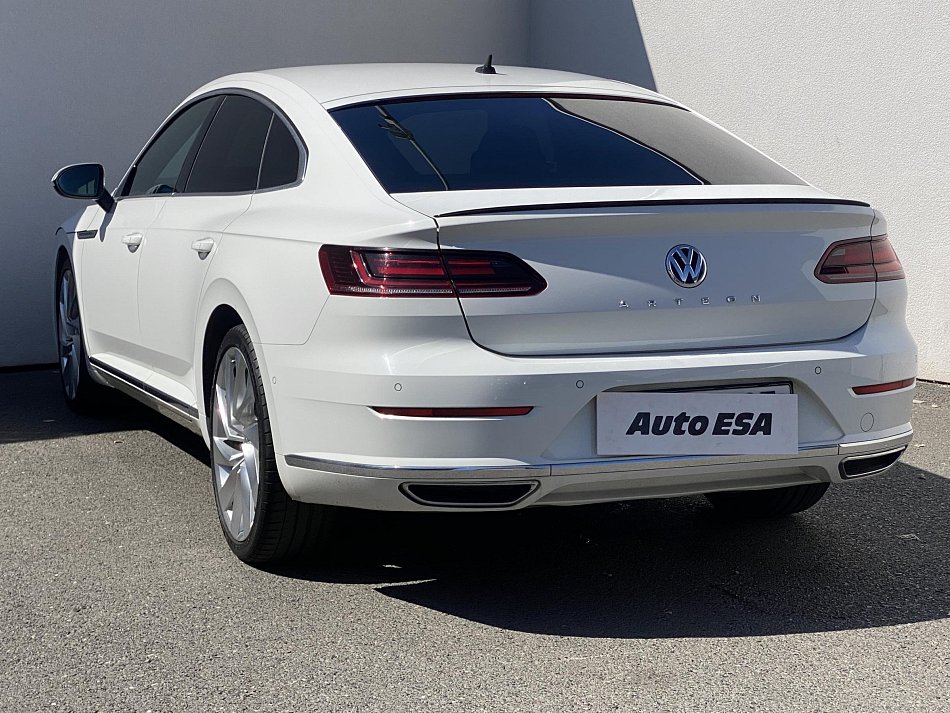 Volkswagen Arteon 2.0 TDi R-Line