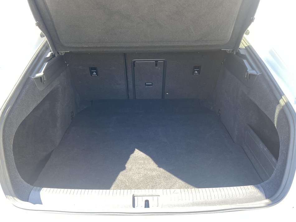 Volkswagen Arteon 2.0 TDi R-Line