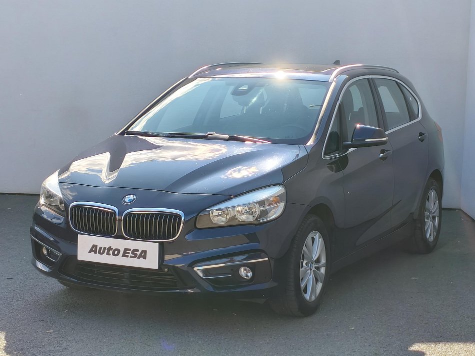 BMW Řada 2 1.5 i  218i