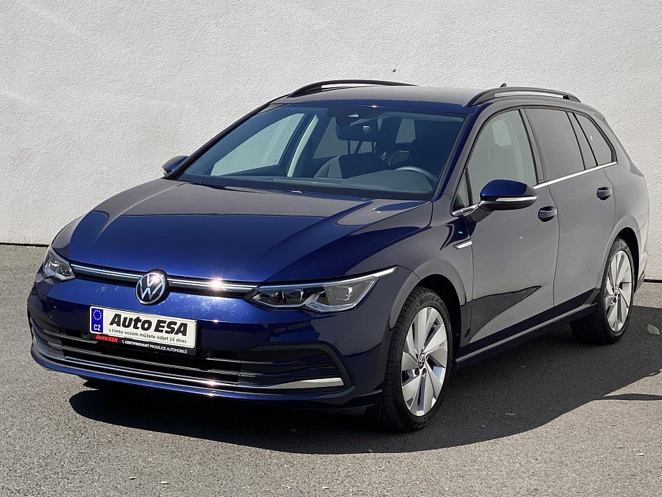 Volkswagen Golf 1.5 e-TSi Style