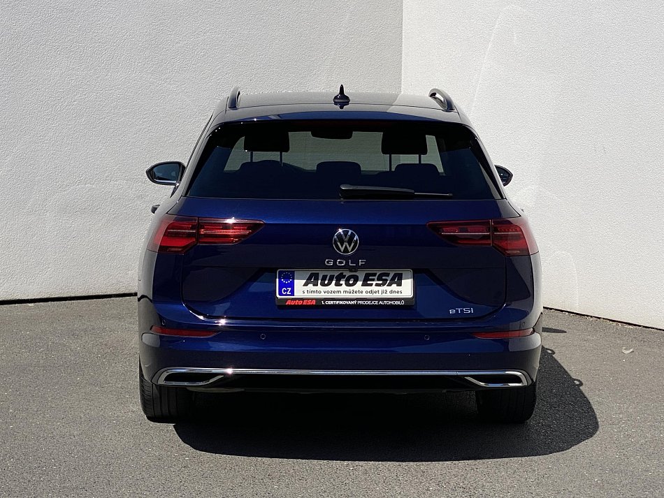 Volkswagen Golf 1.5 e-TSi Style