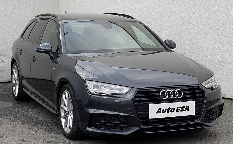Audi A4 2.0 TDi S-line