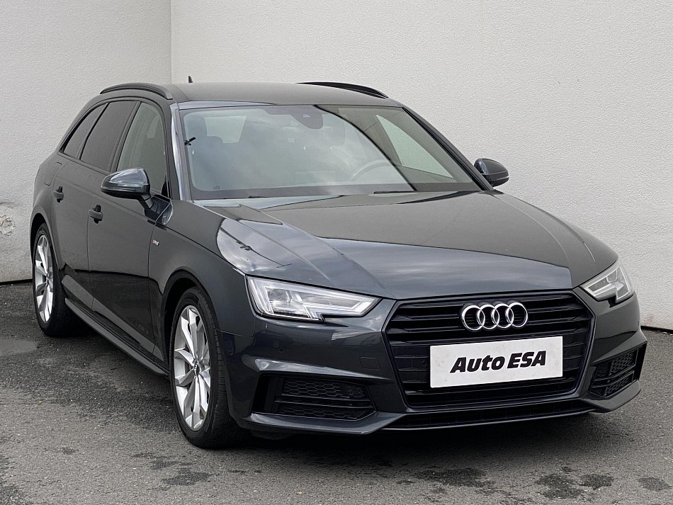 Audi A4 2.0 TDi S-line