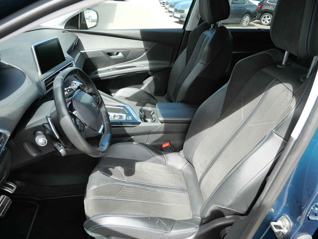 Peugeot 5008 1.5 HDi Crossway