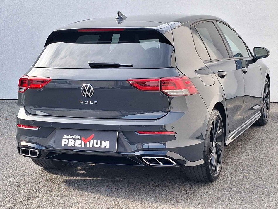 Volkswagen Golf 1.5 TSi R-Line