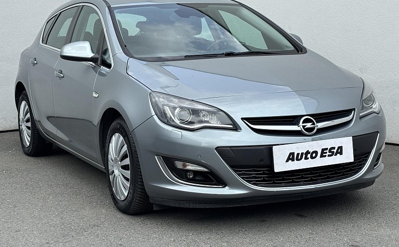 Opel Astra 2.0 CDTi 