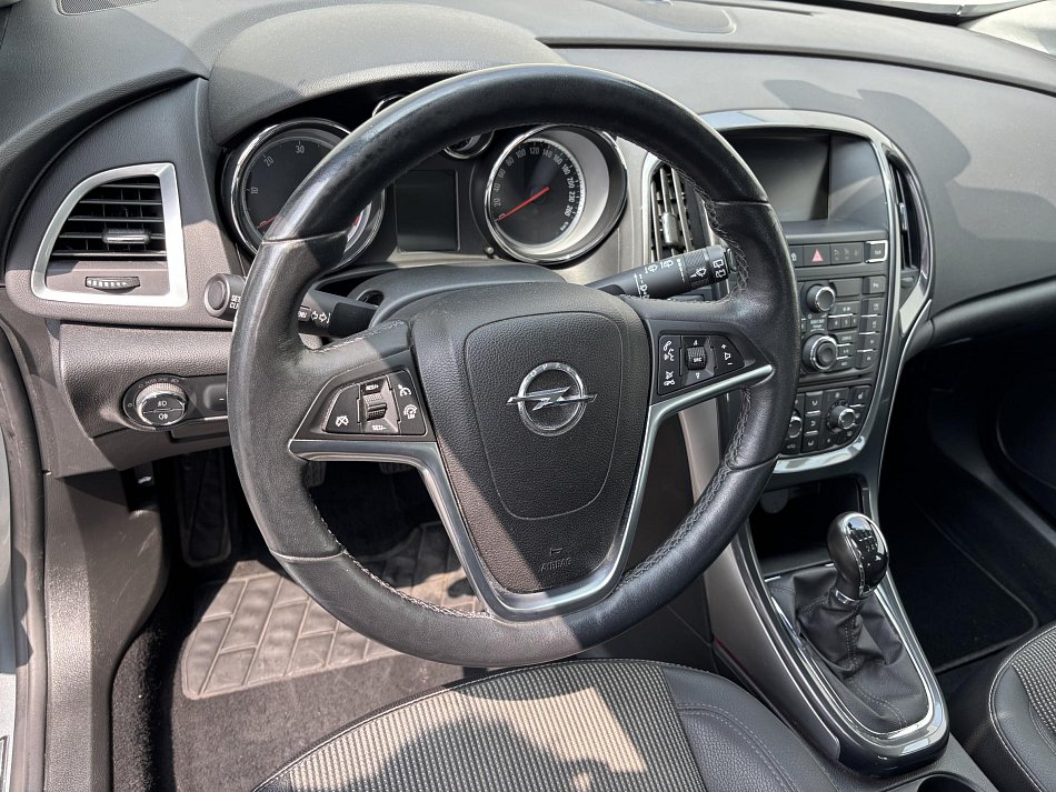 Opel Astra 2.0 CDTi 