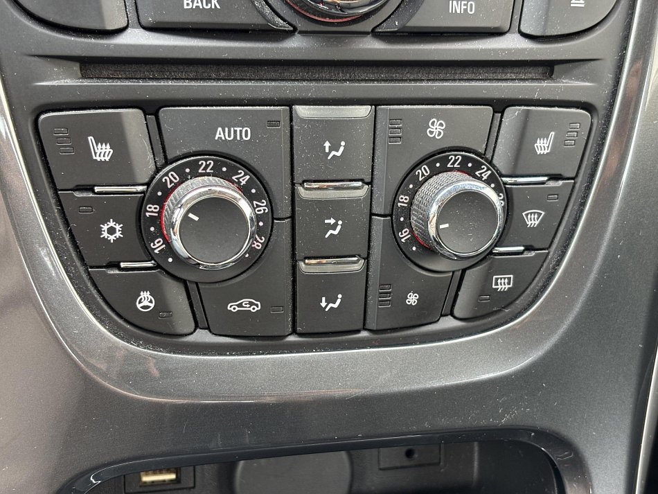 Opel Astra 2.0 CDTi 