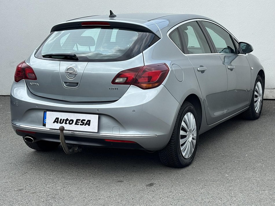 Opel Astra 2.0 CDTi 