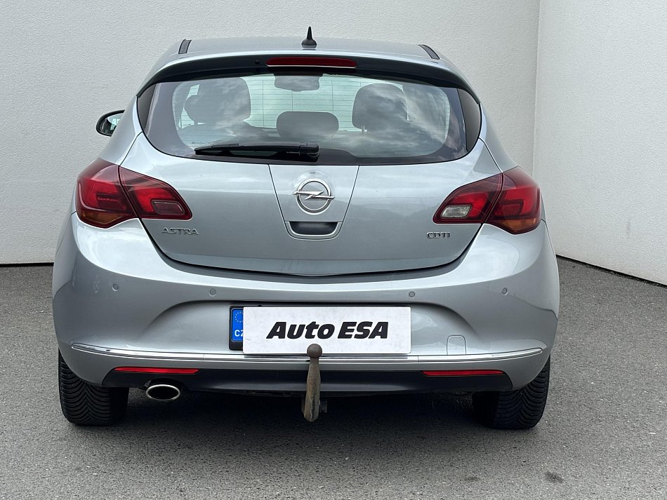 Opel Astra 2.0 CDTi 