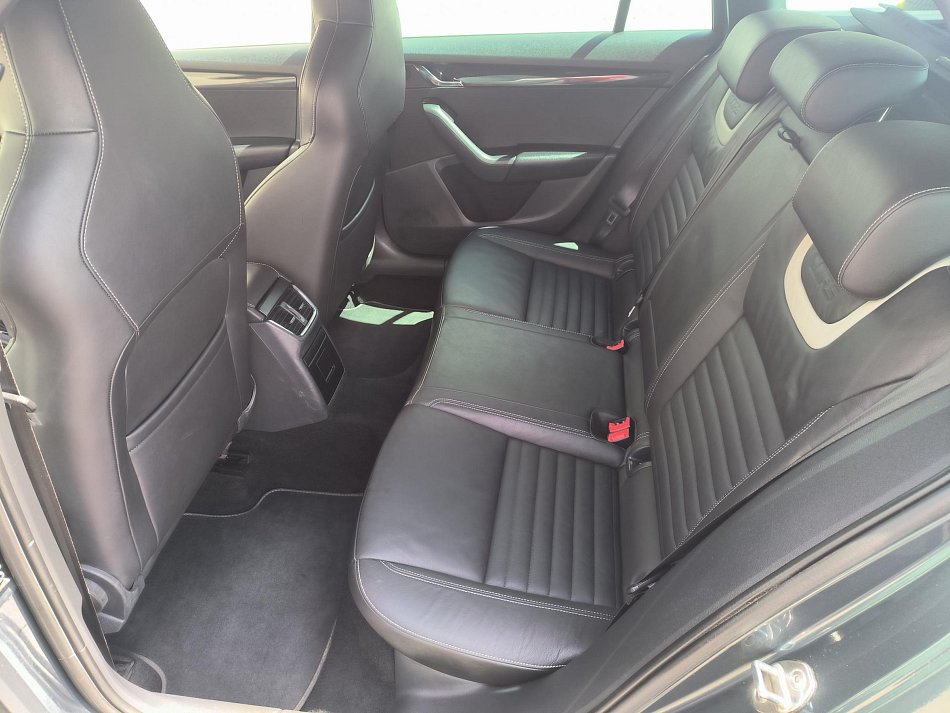 Škoda Octavia III 2.0 TDi RS