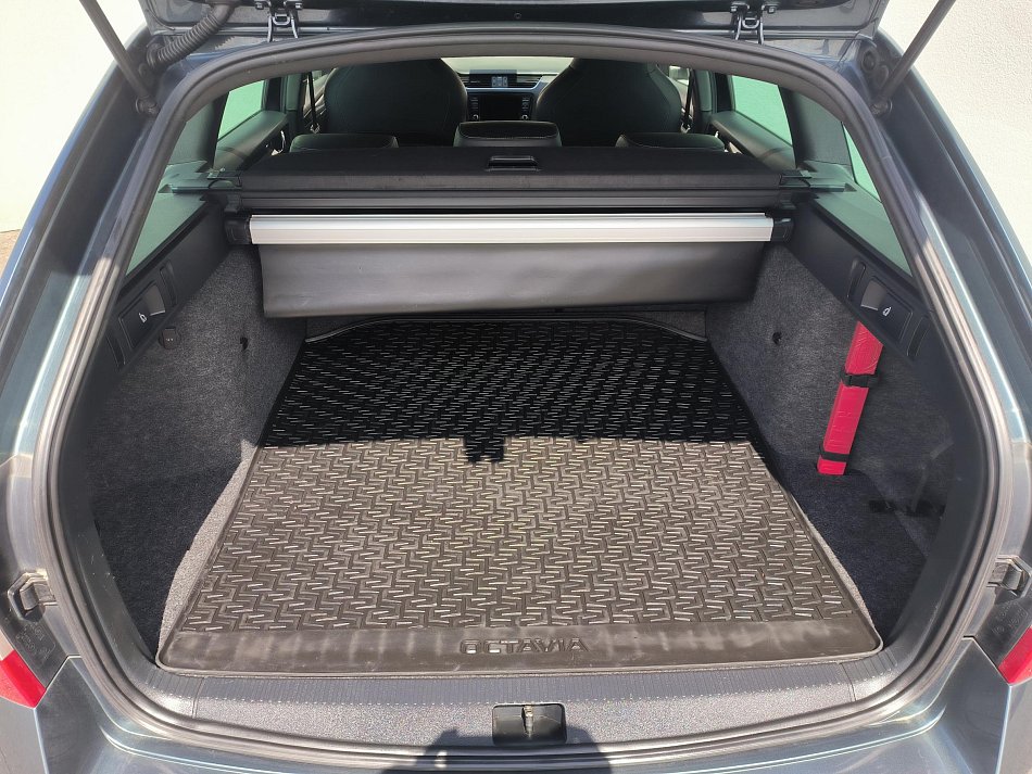 Škoda Octavia III 2.0 TDi RS