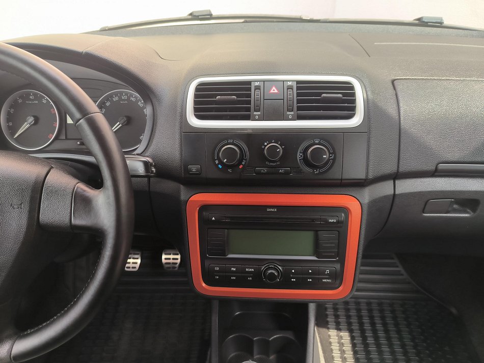 Škoda Fabia II 1.2 HTP Sport