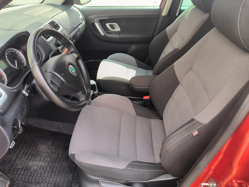 Škoda Fabia II 1.2 HTP Sport
