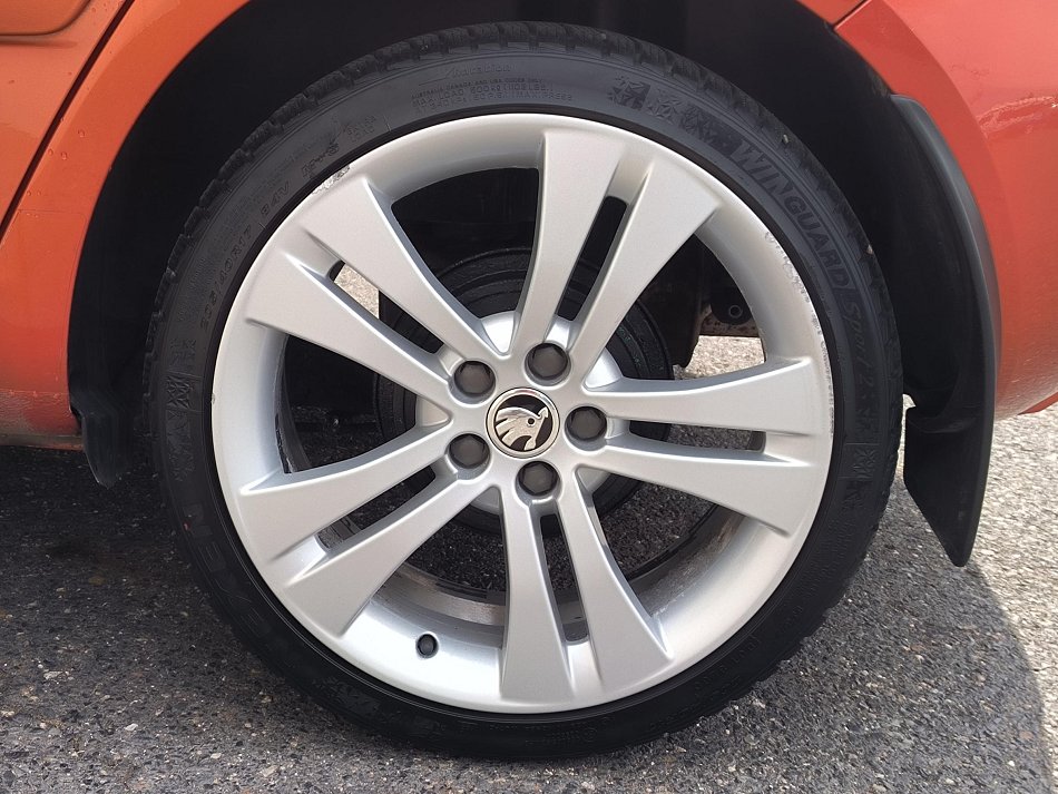 Škoda Fabia II 1.2 HTP Sport