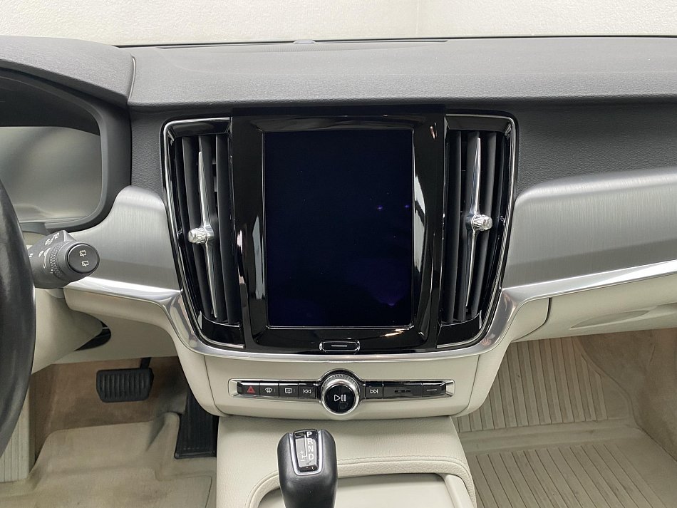 Volvo V90 2.0 D  4x4