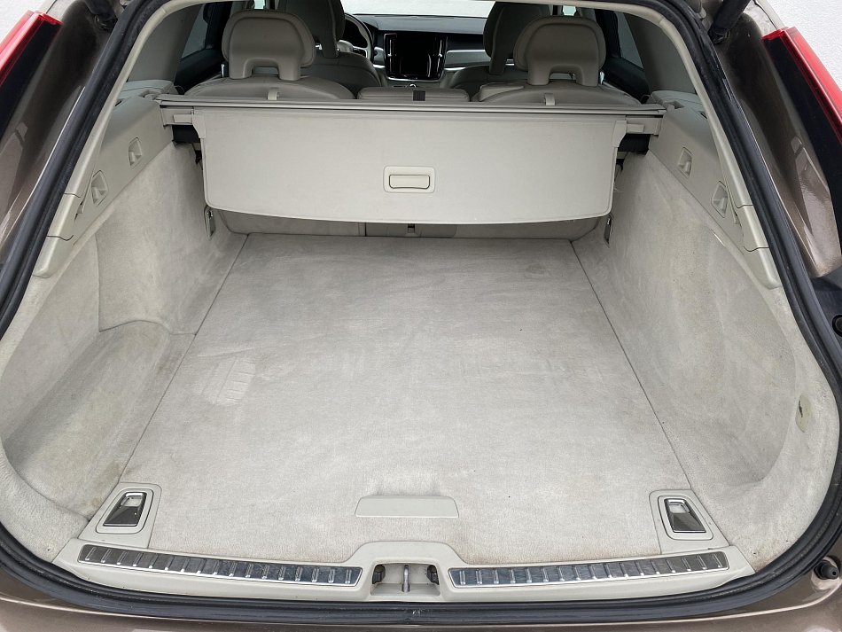 Volvo V90 2.0 D  4x4