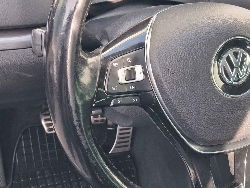 Volkswagen Sharan 2.0 TDi 