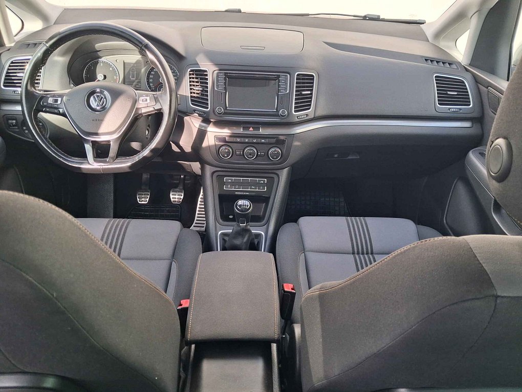 Volkswagen Sharan 2.0 TDi 