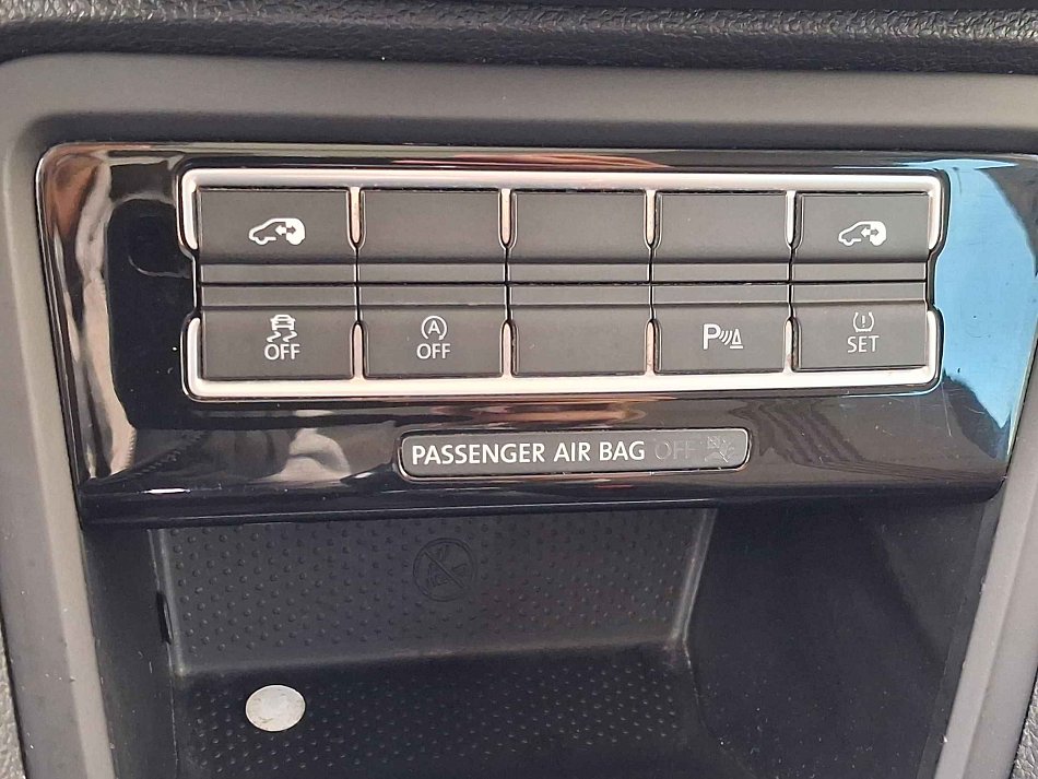 Volkswagen Sharan 2.0 TDi 
