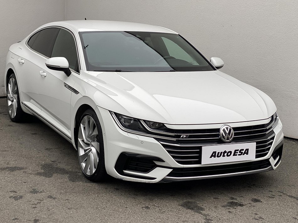 Volkswagen Arteon 2.0 TDi R-Line