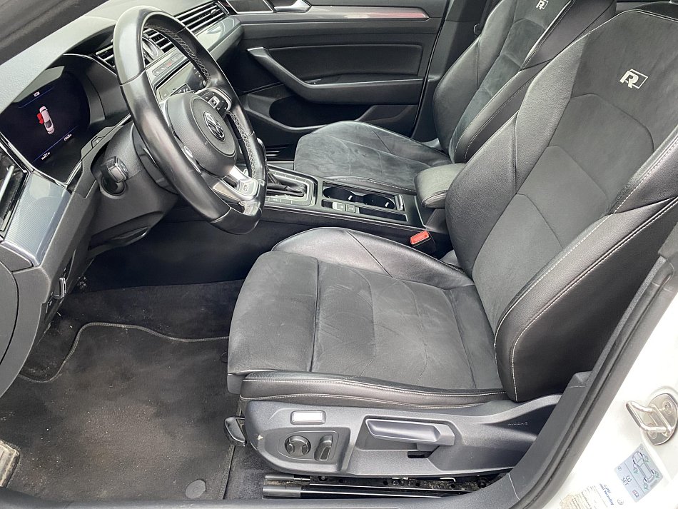 Volkswagen Arteon 2.0 TDi R-Line
