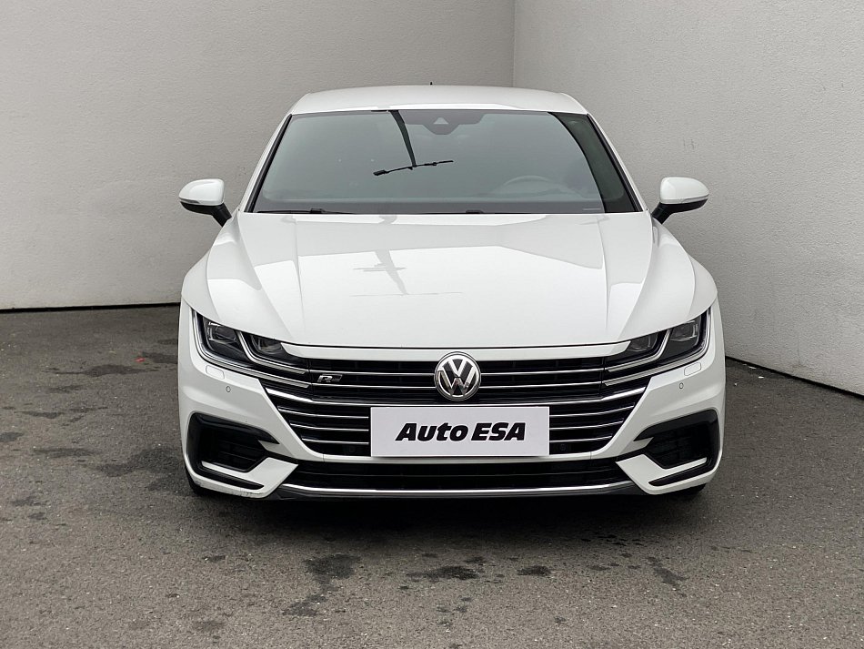 Volkswagen Arteon 2.0 TDi R-Line