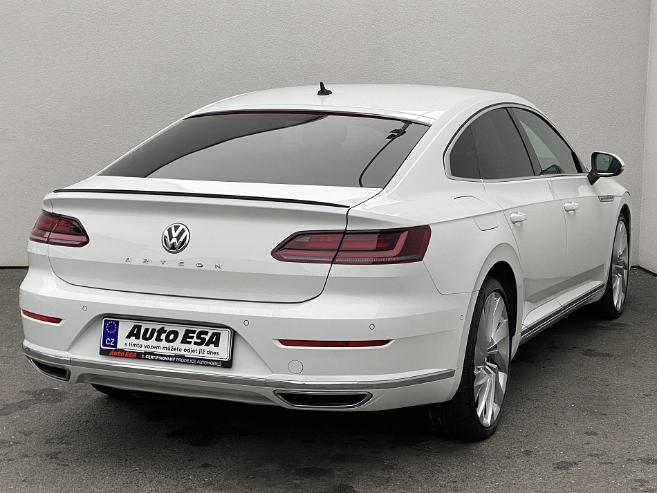 Volkswagen Arteon 2.0 TDi R-Line