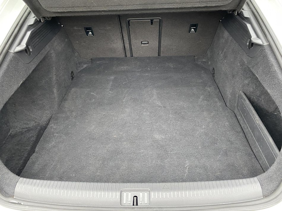 Volkswagen Arteon 2.0 TDi R-Line