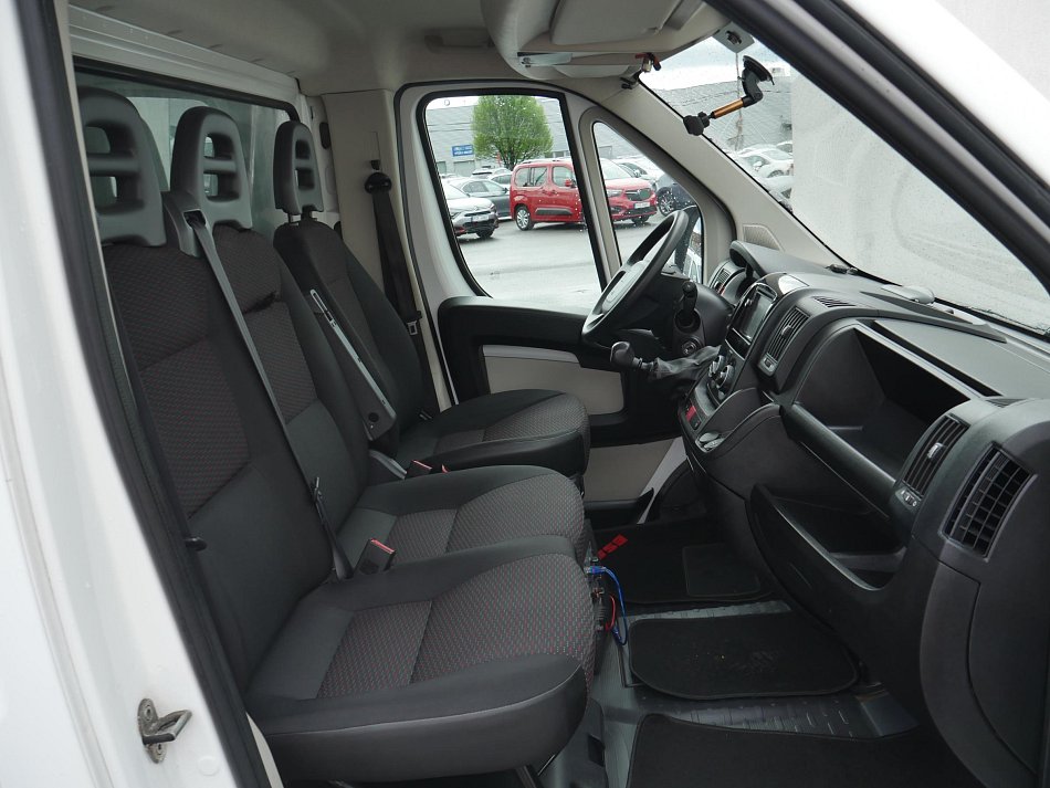 Peugeot Boxer 2.2HDi  PLACHTA L4